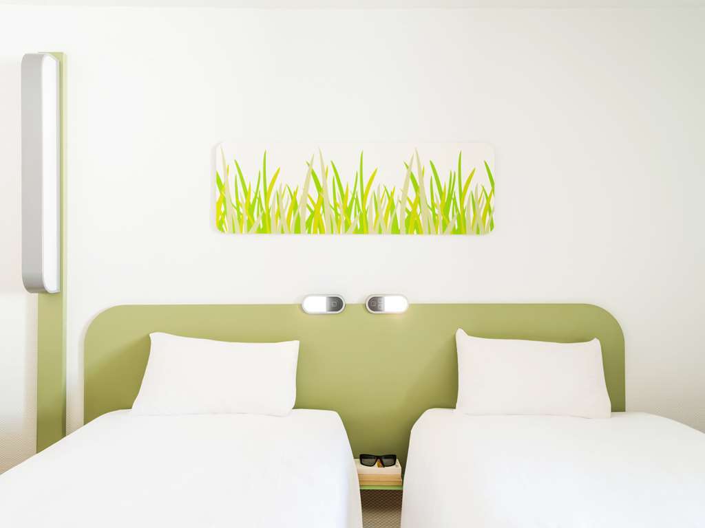 Ibis Budget Chilly-Mazarin Les Champarts Quarto foto